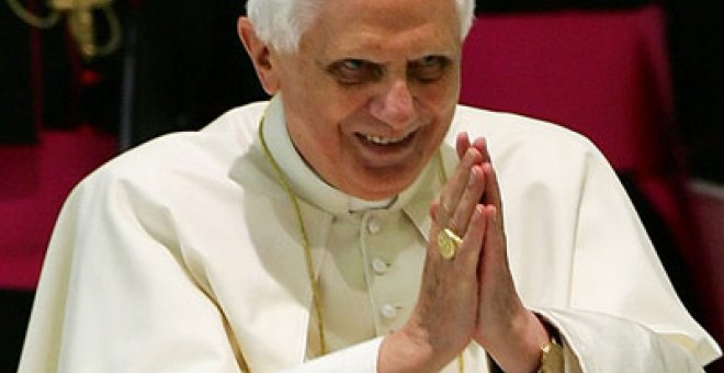 Benedicto XVI indulta a su exmayordomo, condenado por el robo de documentos