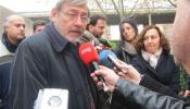 El PSOE exige a Botella que dimita