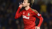 Michu firma cuatro años más con el Swansea