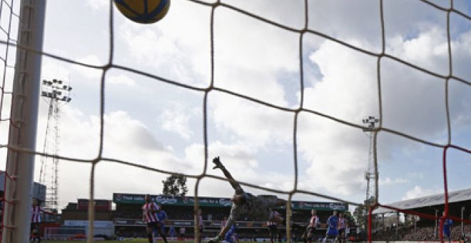 Torres rescata al Chelsea en la copa inglesa