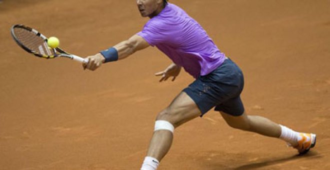 Nadal pasa a semifinales de Sao Paulo
