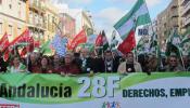 Miles de andaluces reivindican en las calles el 28F frente a los "recortes"
