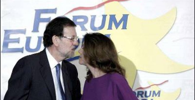 Rajoy elogia sin medida a Cospedal: "Es una mujer excepcional"