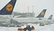 La nieve paraliza el norte de Europa y causa cancelaciones en los aeropuertos españoles