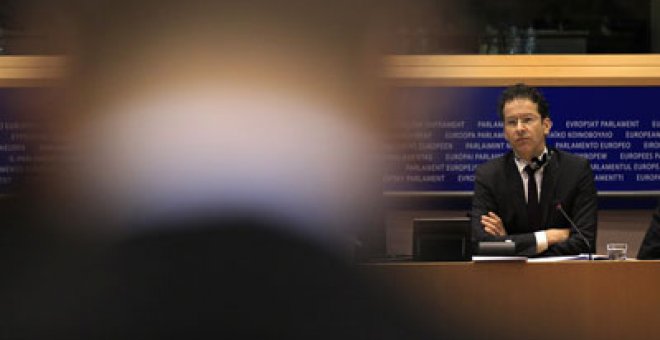 El jefe del Eurogrupo exige a España "medidas extra" si quiere más tiempo para el déficit