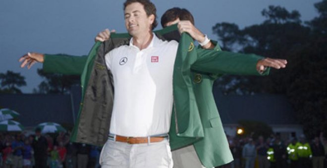 Adam Scott se enfunda la primera chaqueta verde australiana