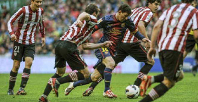 El Athletic aplaza el alirón del Barça en el último suspiro