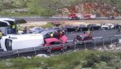 Al menos trece heridos en dos colisiones múltiples en la A-1 en Segovia
