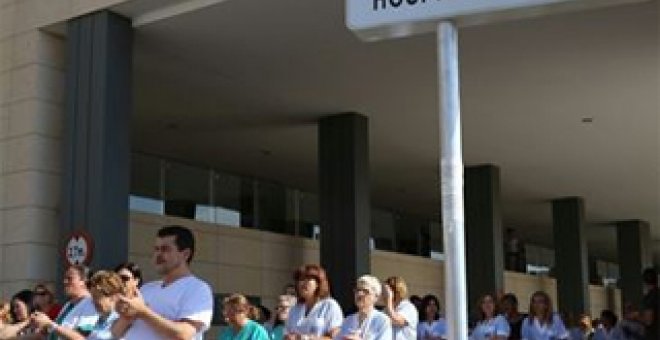 Un hospital de Murcia suspende sus operaciones por la basura acumulada en los quirófanos