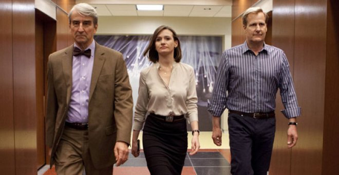 Aaron Sorkin intenta reconducir 'The Newsroom' conteniendo a sus personajes