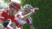 Dani Moreno gana la cuarta etapa de la Vuelta en Finisterre mientras Nibali es el nuevo líder