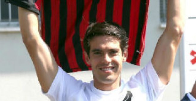 Kaká vuelve a casa