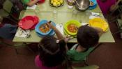 Padres de alumnos denuncian la subida de precios de los comedores