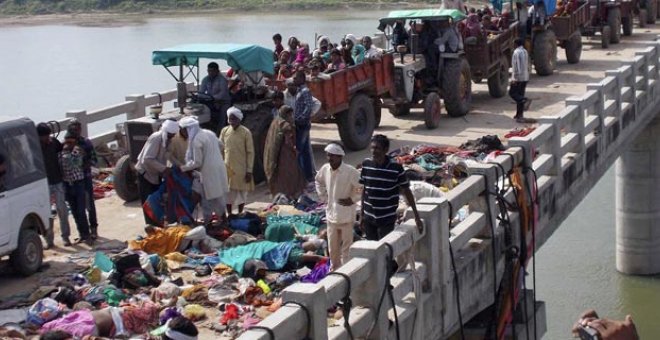 Al menos 110 muertos en una estampida humana en la India