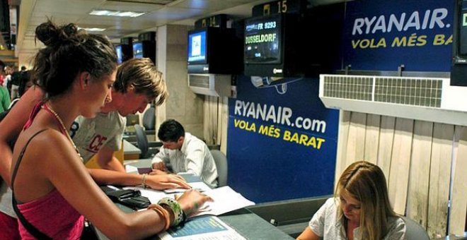 Bruselas investiga los acuerdos de Ryanair con los aeropuertos de Girona y Reus