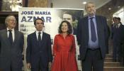 El Gobierno en bloque y la cúpula del PP plantan a Aznar en la presentación de sus memorias