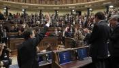 Un olor a soldadura interrumpe el pleno de presupuestos en el Congreso