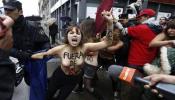Detenidas cinco activistas de Femen en una marcha antiabortista