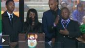 Denuncian la intervención de un falso intérprete de signos durante el funeral de Nelson Mandela