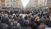 Los vecinos de Gamonal deciden en asamblea continuar paralizando las obras del bulevar