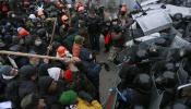 La nueva ley antiprotesta vuelve a convertir Kiev en un campo de batalla