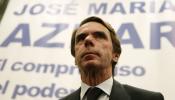 Aznar desplanta a Rajoy en plena desbandada del sector ultra del PP