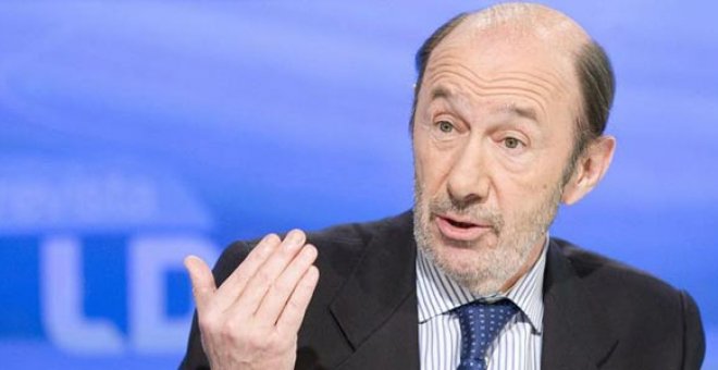 Rubalcaba cree que en lo único en lo que se une el PP es en criticarle a él