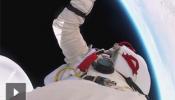 Vídeo inédito en alta definición del salto de Felix Baumgartner: "Pensé que iba a perder el sentido"