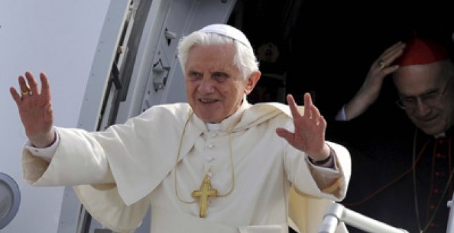 Reino Unido se disculpa por burlarse de Ratzinger