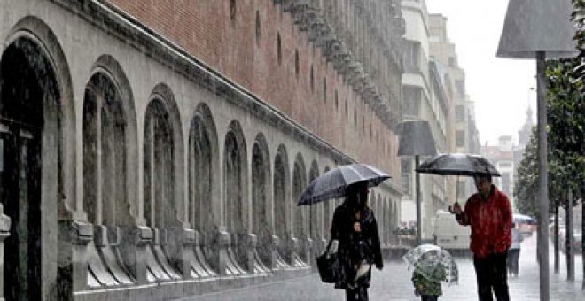 Doce provincias en alerta por lluvias