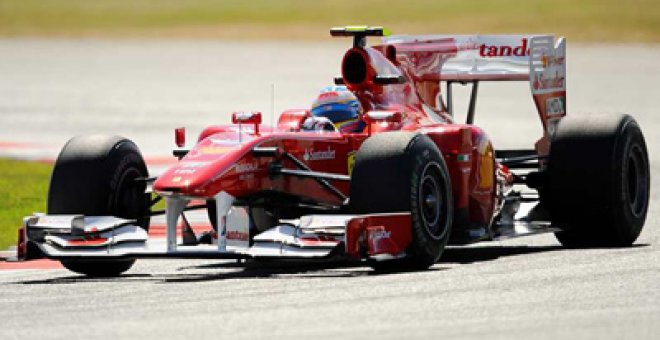 Alonso, sólo superado por Webber en los libres de Silverstone