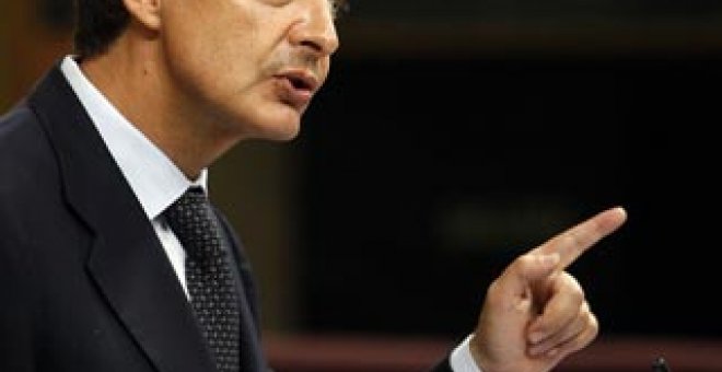 Zapatero: Llama al "esfuerzo colectivo" y evita anunciar nuevas medidas contra la crisis