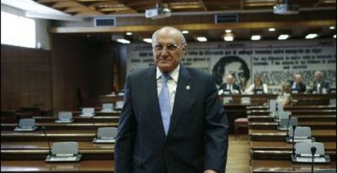 PSOE y PP aplazan renovar el Tribunal Constitucional