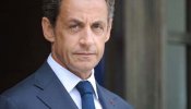 Sarkozy enciende 'la banlieue' en medio de los escándalos