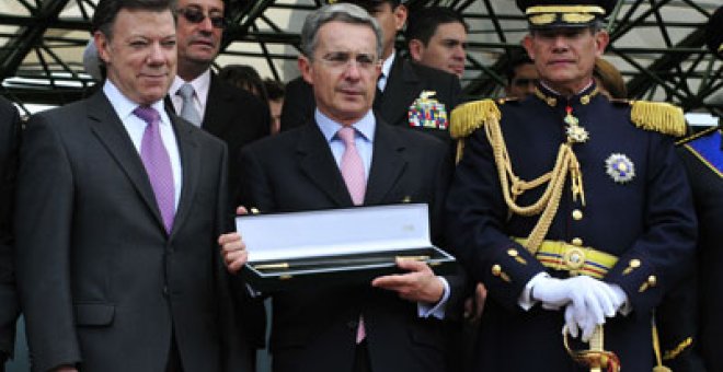 Uribe denuncia a Chávez ante la Corte Penal Internacional