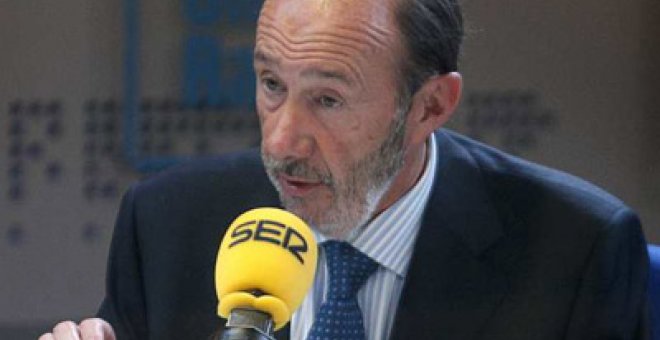 Rubalcaba apuesta por Jiménez y cree que Gómez "debería retirarse"