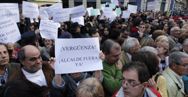 El PSOE exige a Rajoy que censure al alcalde sexista