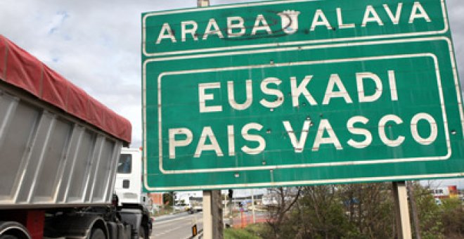 El PP veta en Euskadi el cambio de topónimos que impulsó en Galicia