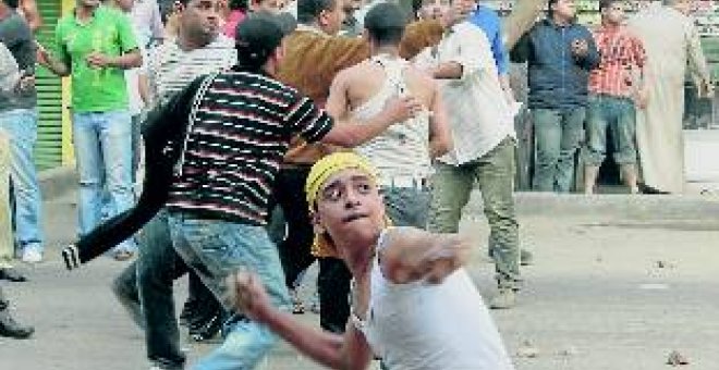 Violenta rebelión de la minoría copta en Egipto por una iglesia