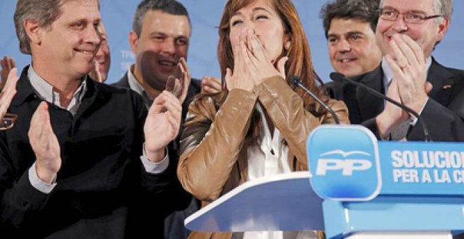 Sánchez-Camacho tiene prisa por constituir el Parlament