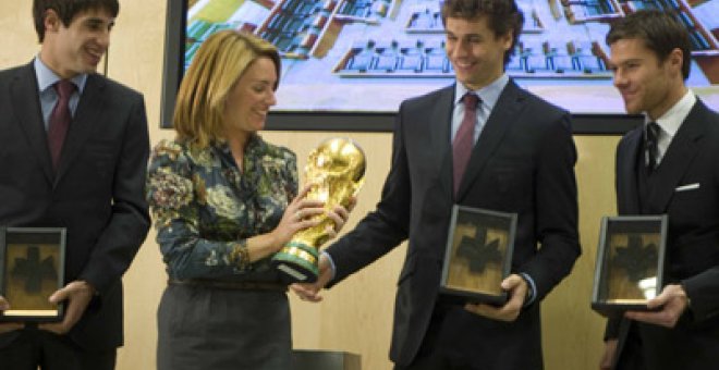 El Parlamento vasco planta a La Roja