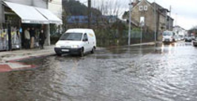 Galicia acumula en tres días la mitad de lluvia que cae al año en España