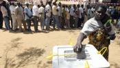 Largas colas y regocijo en el referéndum del sur de Sudán