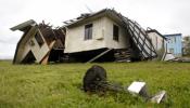 El ciclón 'Yasi' pierde fuerza al tocar tierra en Australia