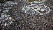Tahrir estalla de júbilo tras la marcha de Mubarak