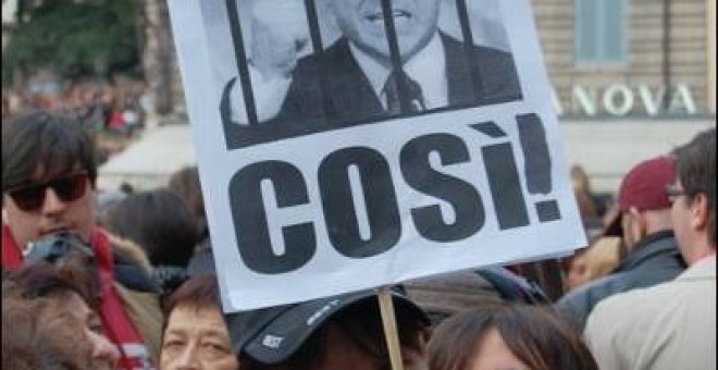 Berlusconi: "Las manifestaciones de mujeres son una vergüenza"
