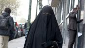 El TSJC ratifica la suspensión de la prohibición del 'burka' en Lleida