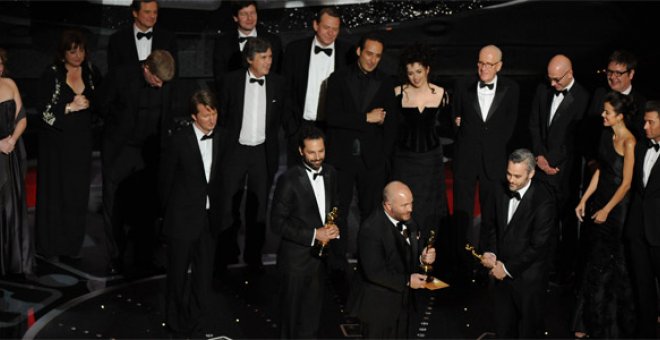 Los Oscar se arrodillan ante el rey