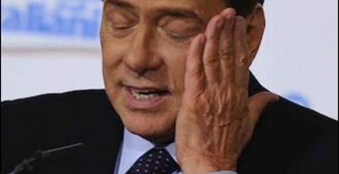 Berlusconi da plantón a la Justicia italiana y es declarado en rebeldía