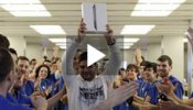 Ser el primero en conseguir el iPad 2 tiene premio: te hacen la ola